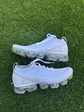 Nike White  VaporMax 2 with Pure platinum Clear Bubble Sole